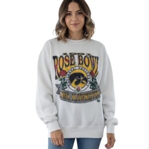 Ultra sweats vintage White Rose Bowl Iowa Hawkeyes Sweater,Unisex,(flaws) size L